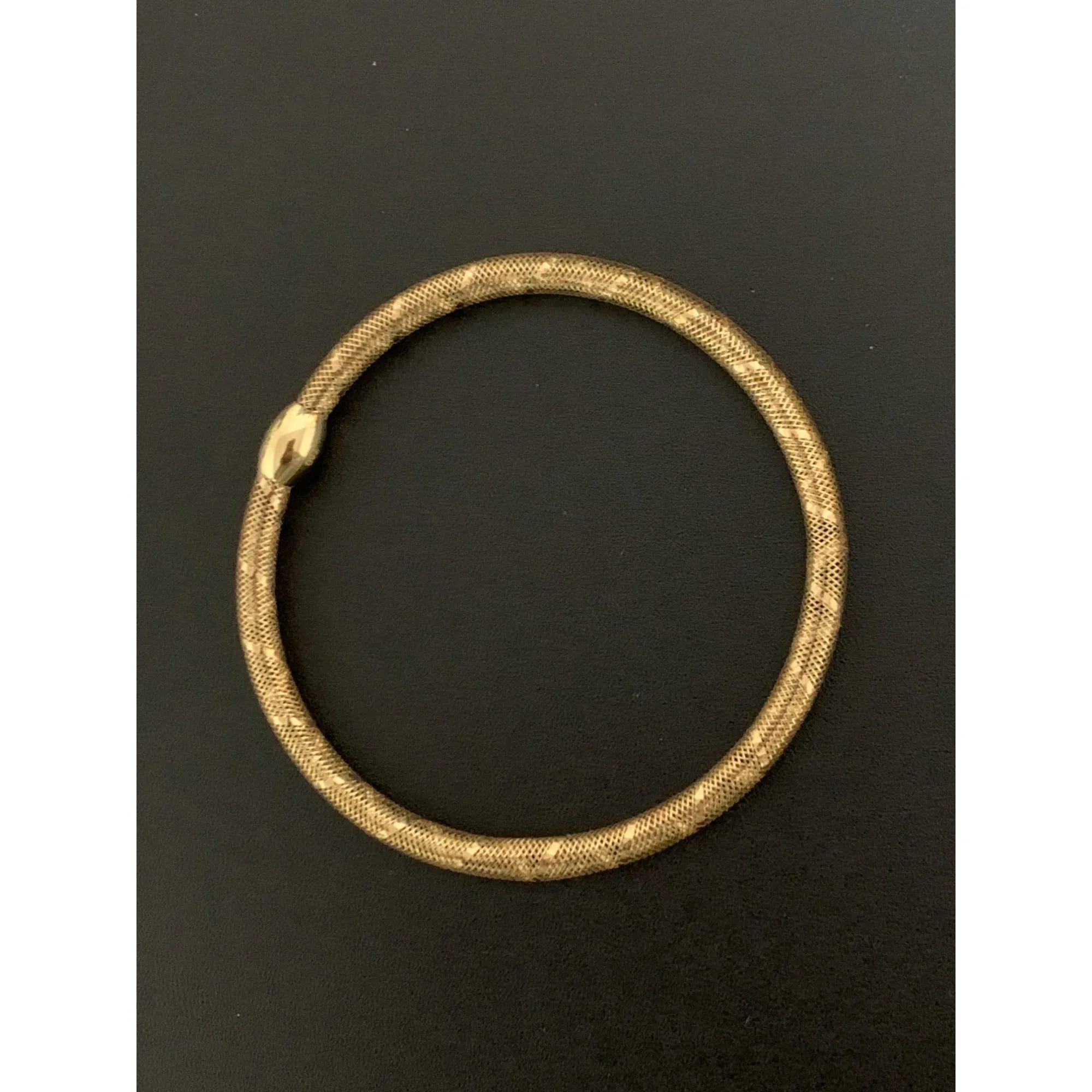 18K Gold Bracelet Soft Mesh Flexible Stretchable Bangle S 7.25 inches 1.04 grams