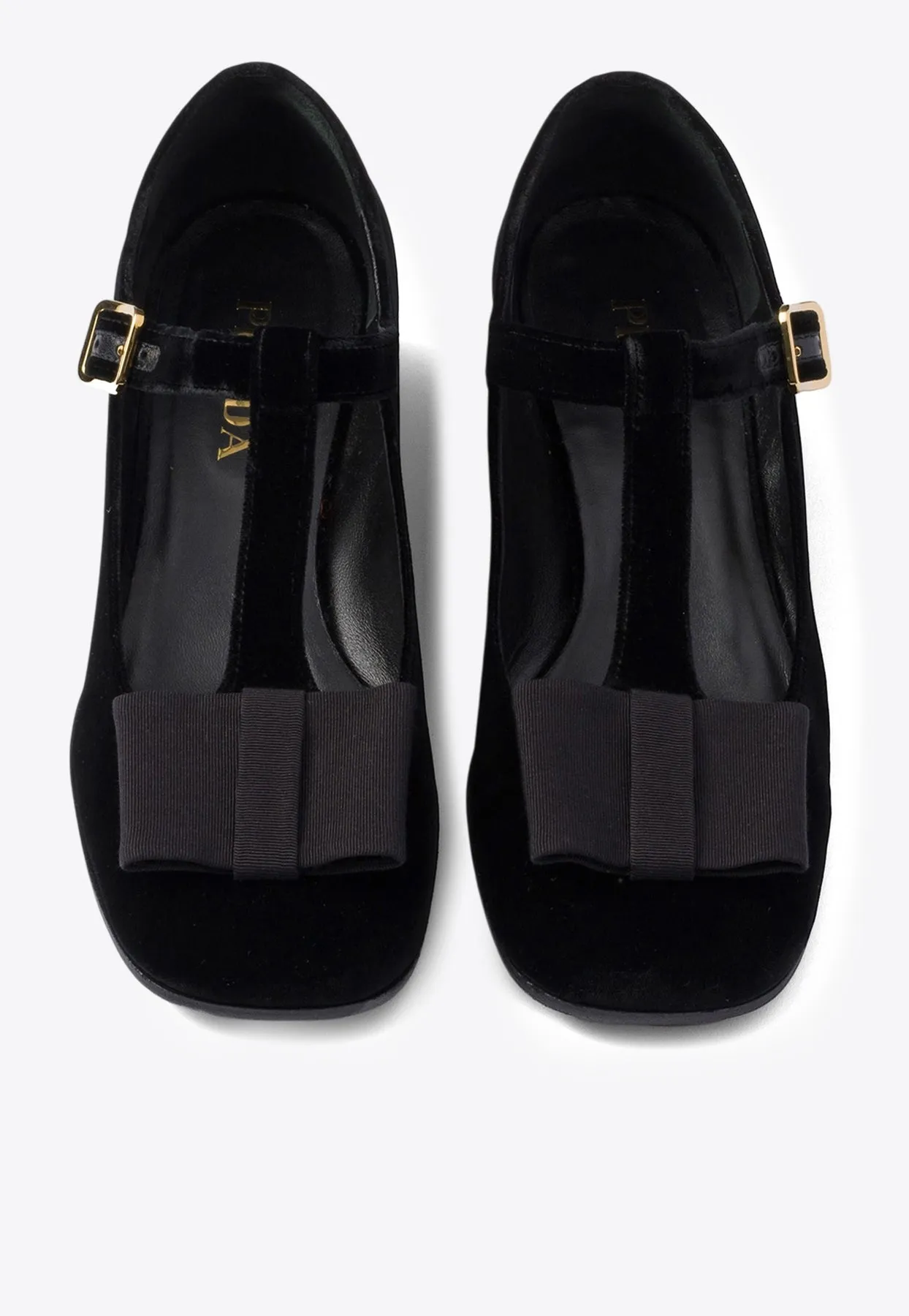 35 Bow Velvet Pumps