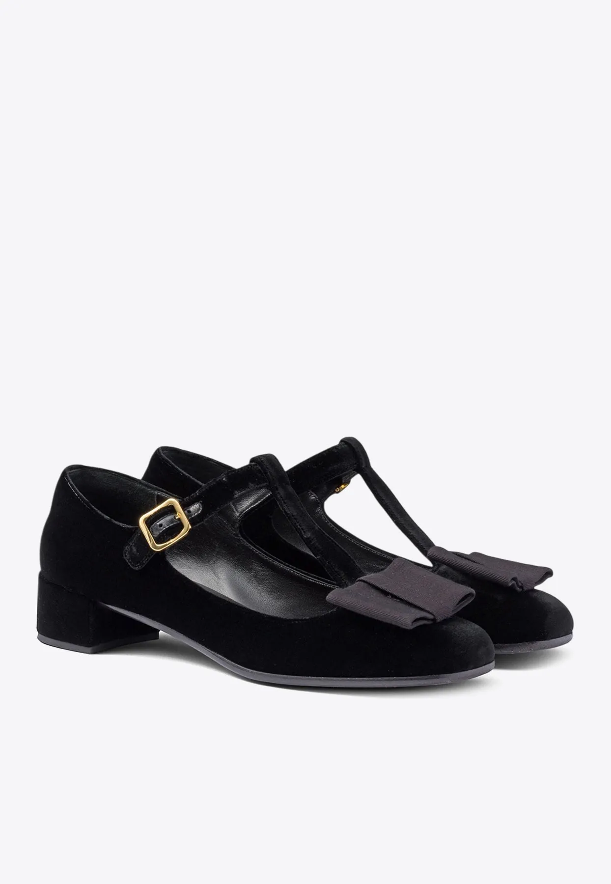 35 Bow Velvet Pumps