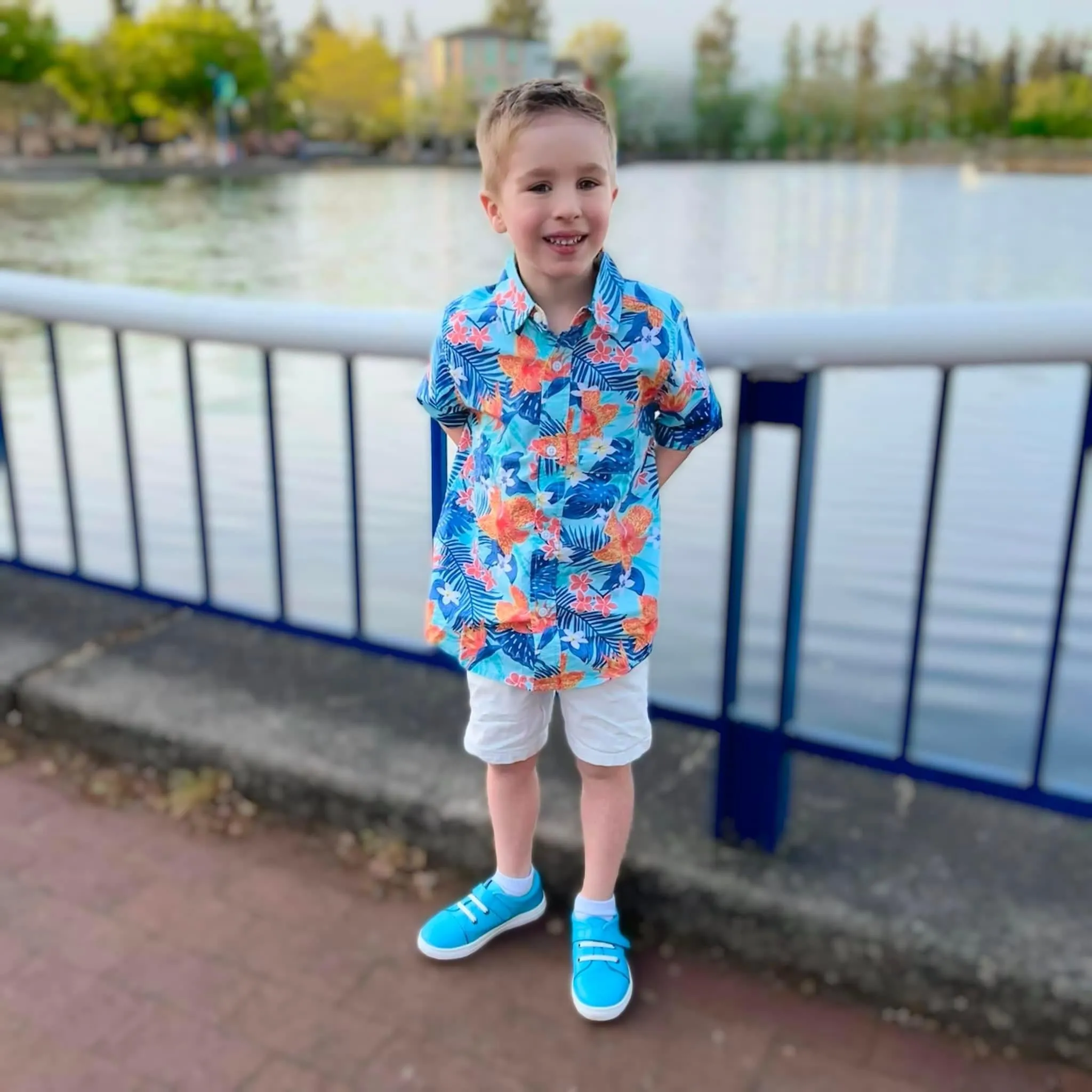 Capri Sneaks