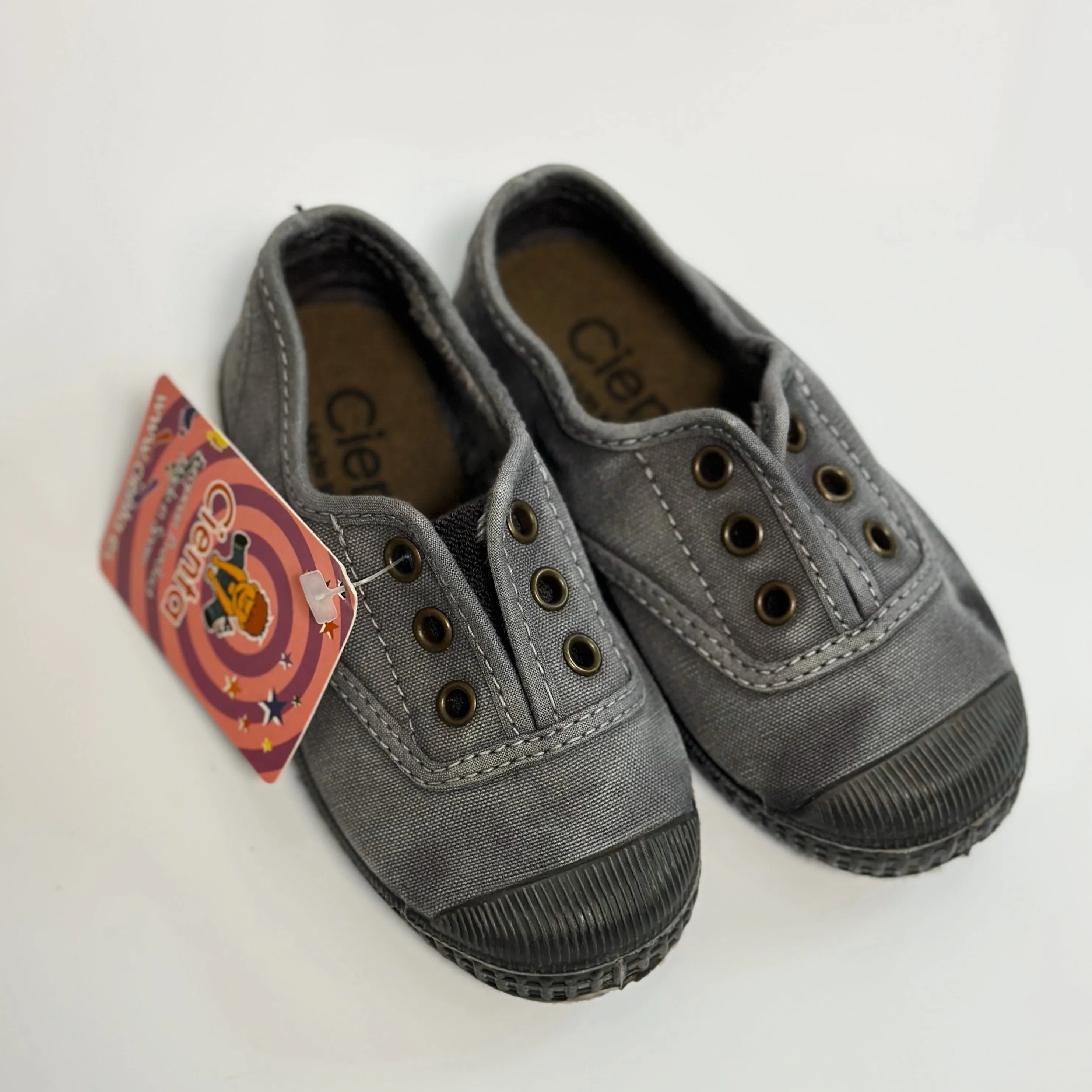 Cienta Kids Canvas Slip On Sneakers Gris