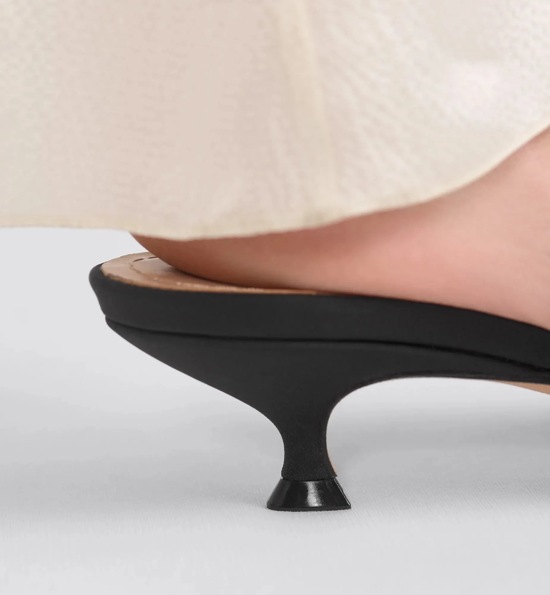D-Dream Heeled Slide