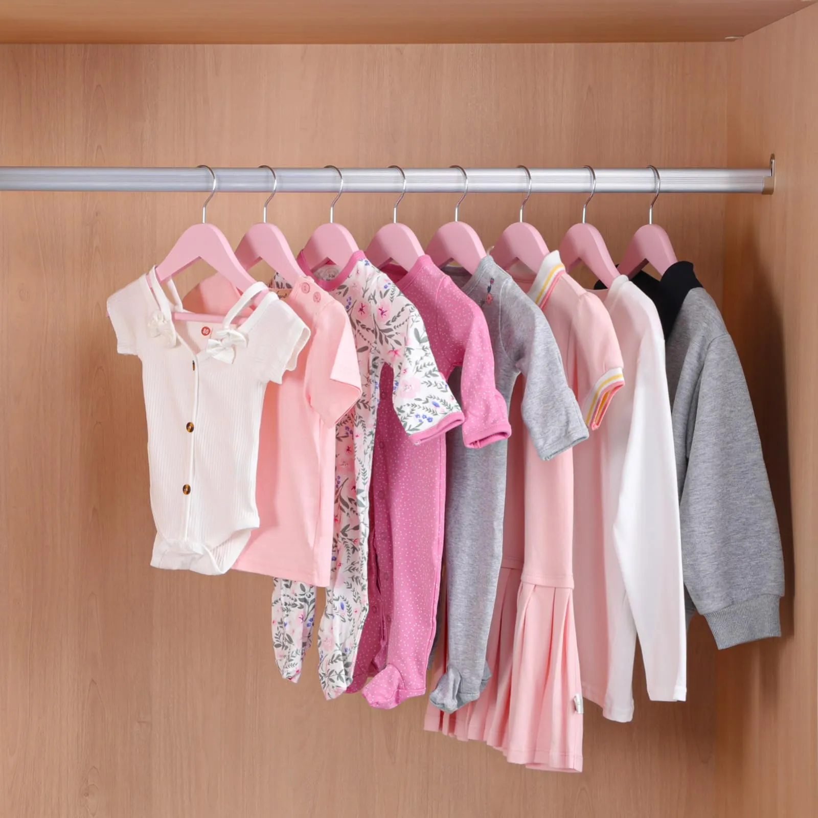 Kids Pink Clothes Hangers, 20-Pack with Swivel Hook