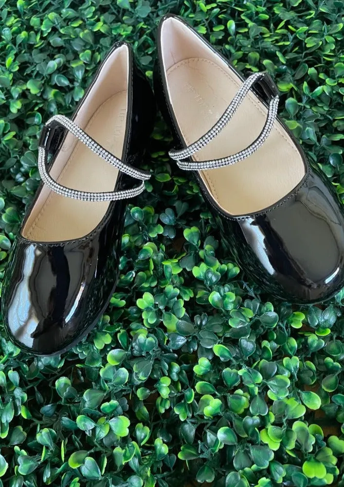 Tip Top Big Girls’ Patent Leather Shoe with Rhinestone Strap S165